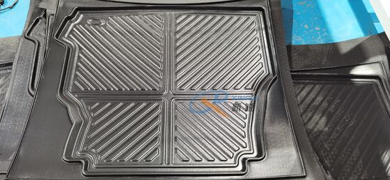 Macchina per tappetini auto in TPE TPV TPR da 1400-1800mm, macchina per la produzione di fogli termoformatura sottovuoto