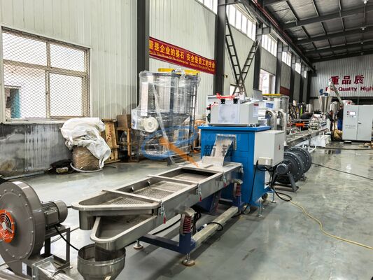 500 kg/h TPR TPE Linea di produzione di pelletizzazione di fili per raffreddamento ad acqua