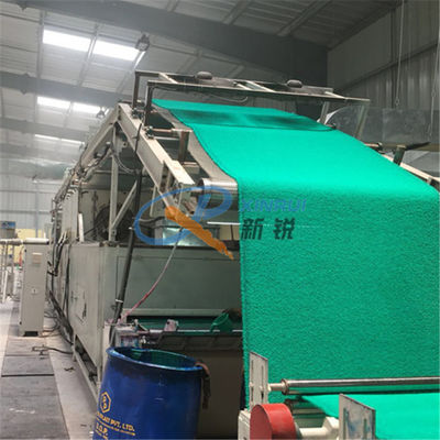 400kg/H spumano appoggiando la bobina Mat Making Machine di plastica del PVC