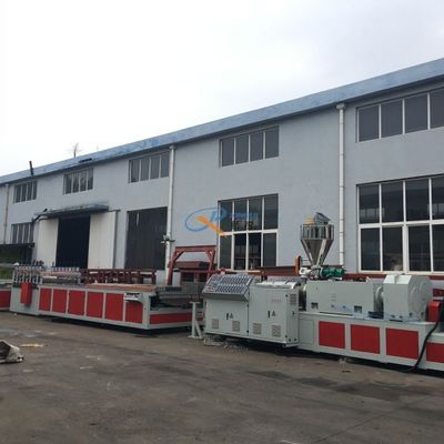Macchina coprente ondulata di plastica dello strato del PVC del CE